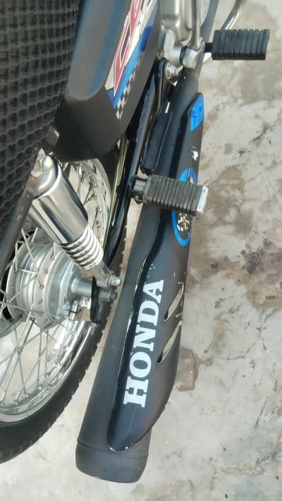 Honda 125 25 model urgent sale