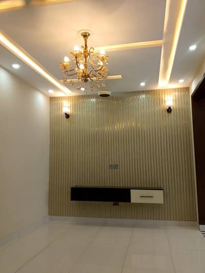 5 mrla house available for rent sector D bahria town Lahore