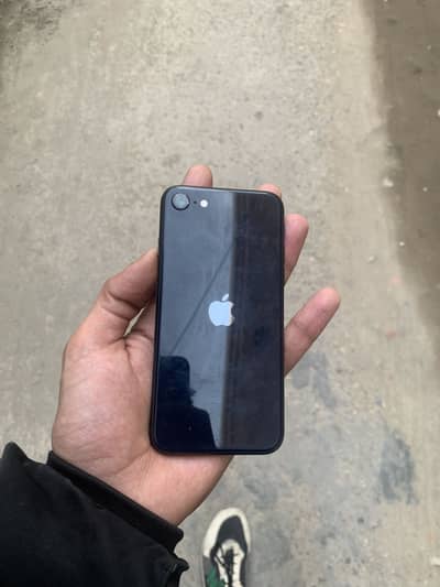 Iphone se3 i cloud 64gb