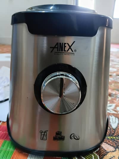 delux blender and grinder