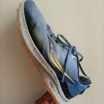 Preloved Original Lightweight Jogger with Perfect Grip Size 41