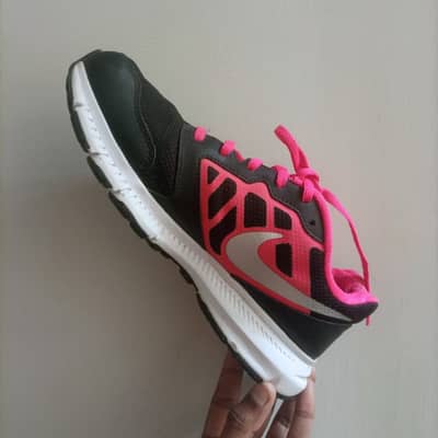 Preloved Original Nike Downshifter 6 Excellent Condition Size EUR 38.5