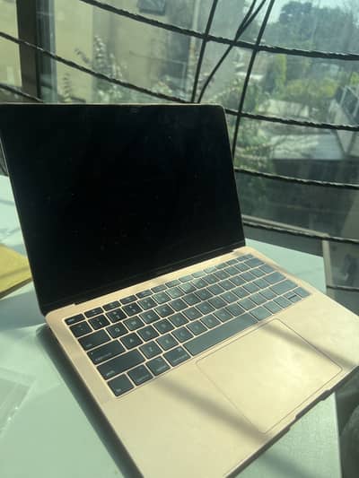 Macbook Air 2019 (MotherBoard Dead)