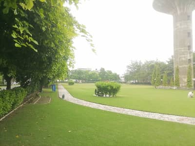 01 Kanal Prime Location Plot Near Central Park