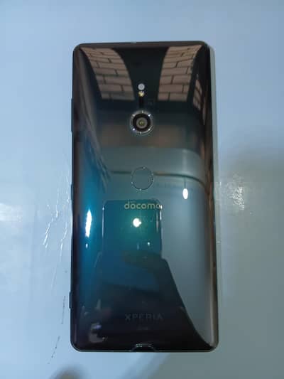 Sony xperia xz3 in blue colour for sale with a Free case.