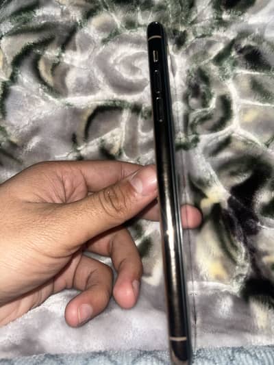 Iphone 11 pro max 10/10 con 92 health