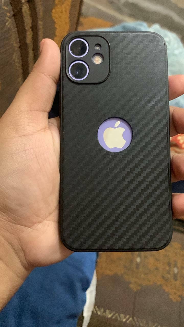 iphone 12 mini 4