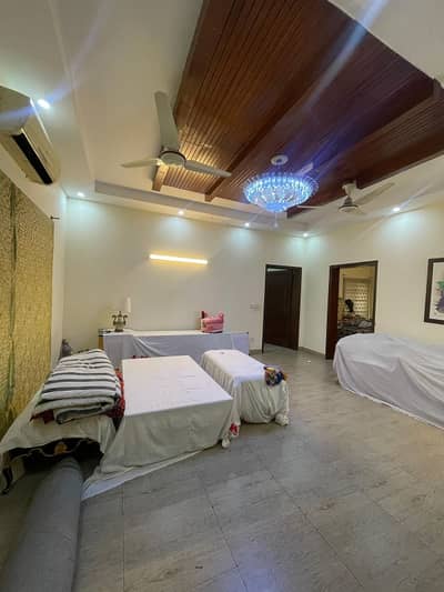 1 Kanal House For sale Available In DHA Phase 3 - Block W