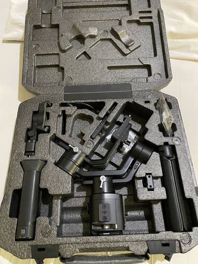 DJI Ronier SC urgent sale 10 by 10 condition