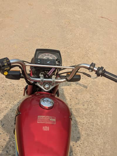 CD 70 2021 model in good condition exchange with 125 2017 ya 18 model