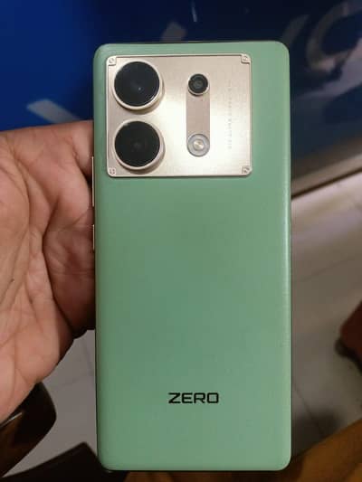 zero 30 5g 12gb 256gb