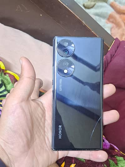 honor 70 pro plus 5g non pta 16/256 condition 10/8 pin dot