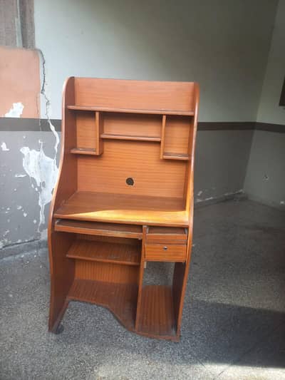 wooden computer table/ computer trolly for sale - good condition