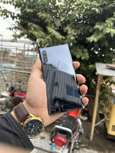 Best for gaming and camera