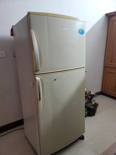 Sanyo Refrigerator for sell
