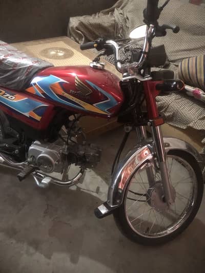 Honda 70cc brand new applied 4