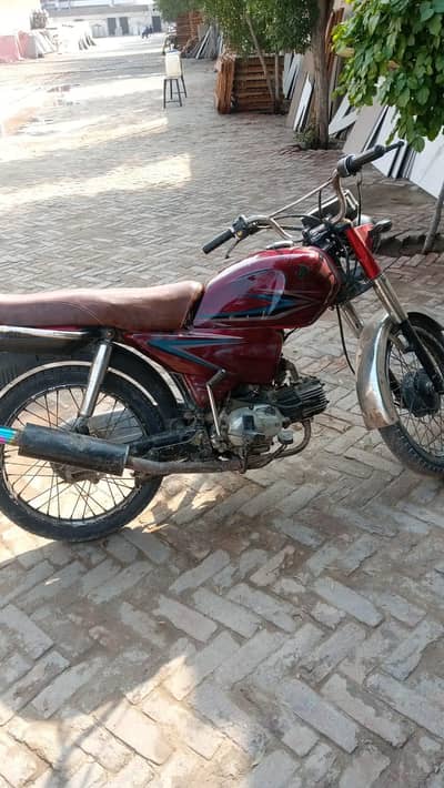 Yamah Janoon 2007 Model