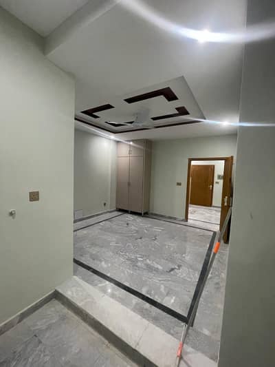 1 bed flat Availabile for rent