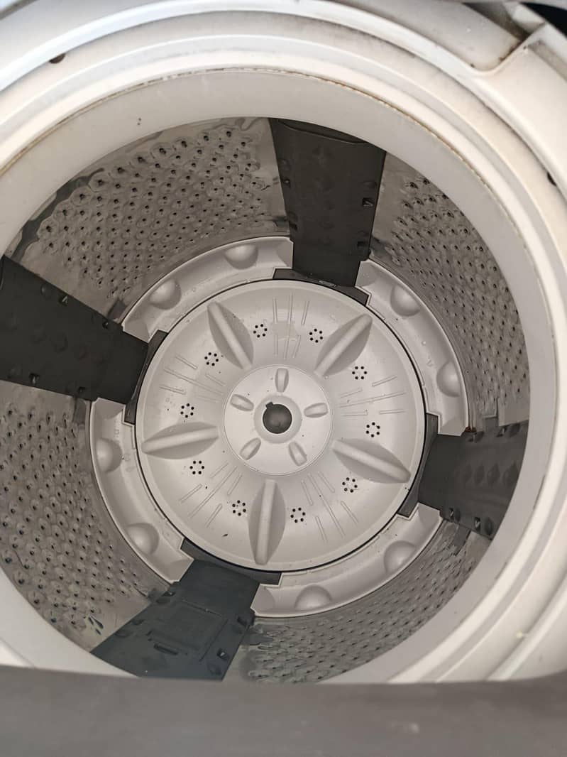 Dawlance fully automatic 1