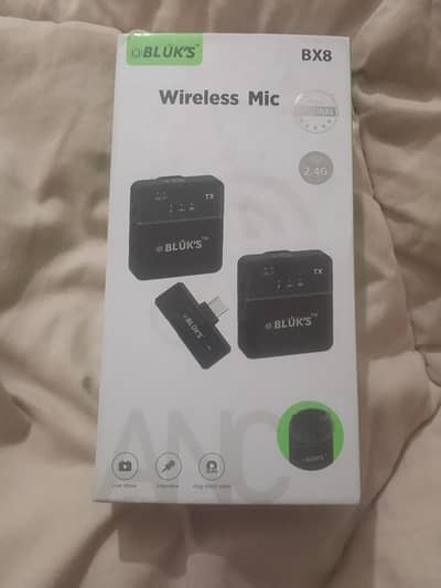 BLUK'S Wireless  Microphone
