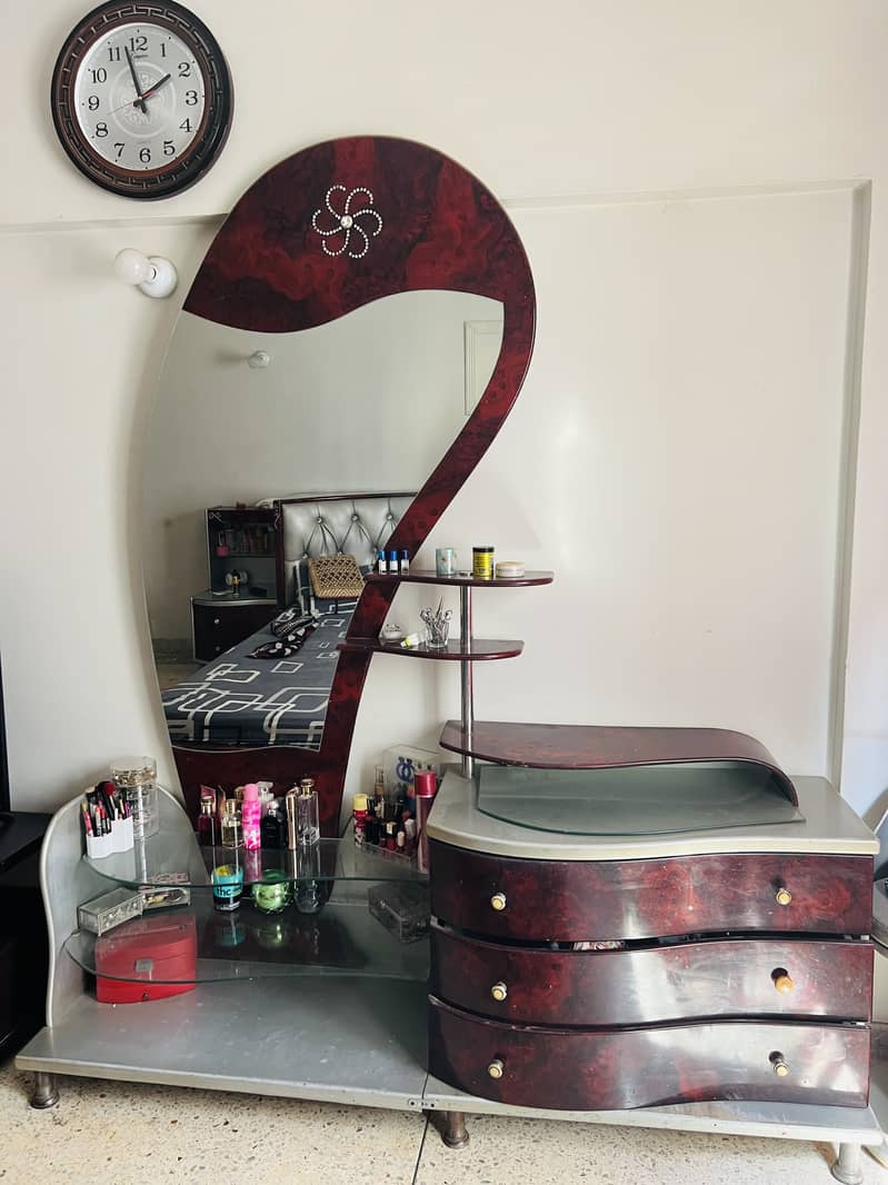 Complete master bedroom set 1