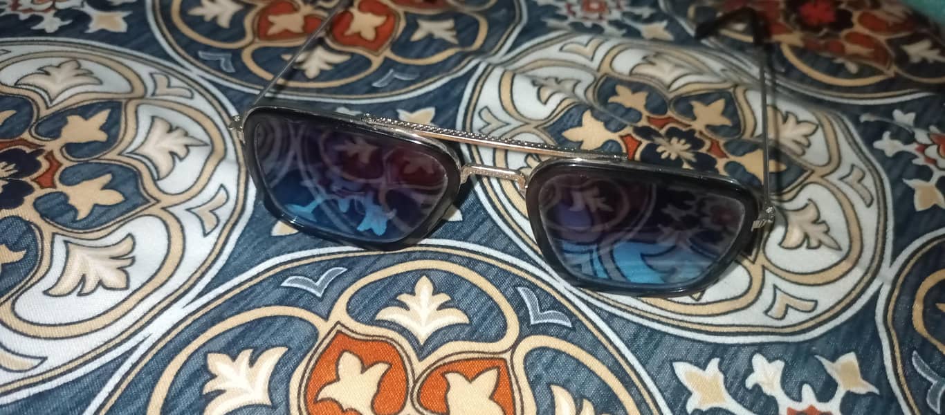 sunglasses 0