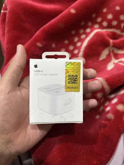 USB-C 20w power Adapter