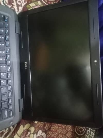 Dell Latitude 3300 | Core i3 7th Gen | 4GB RAM | 128GB NVMe SSD