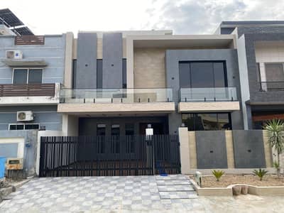 10 Marla Ultra Design HOUSE