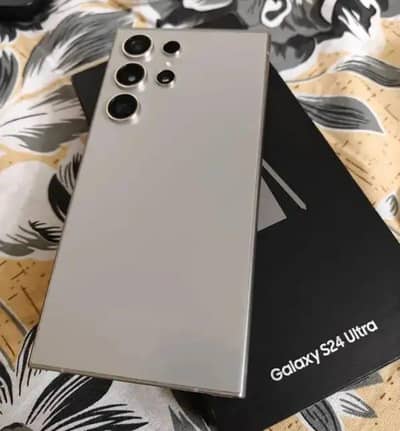 Samsung Galaxy S24 ultra com