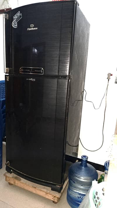 Dawlance Regrigerator with Insect Repellent Technology