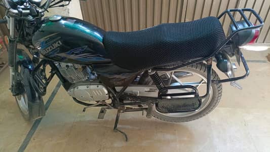 used Suzuki GS 150SE in very good condition.