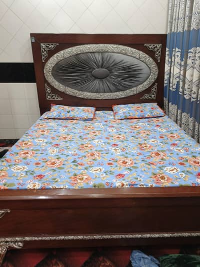 king bed for sell only bed