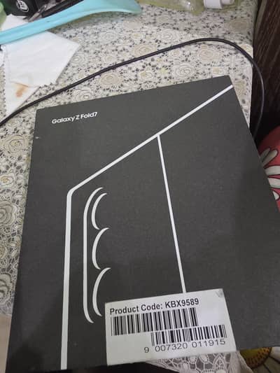 Z fold 7 non pta Lush condition