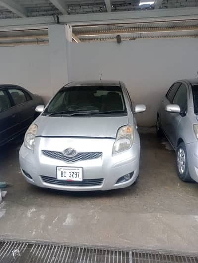 Vitz for sale 1 piece shower
