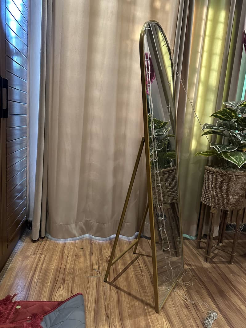 Standing Mirror 2