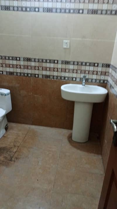 One Kanal upper portation for rent