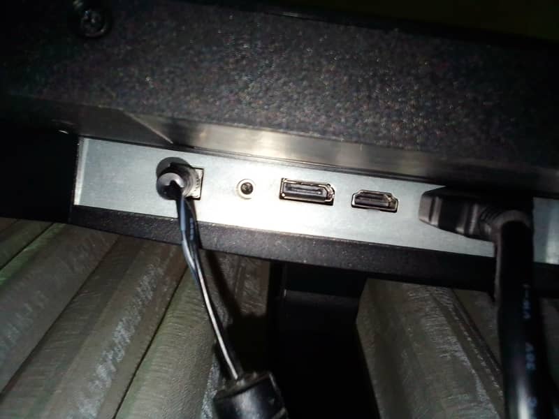 Gaming PC and Setup 11