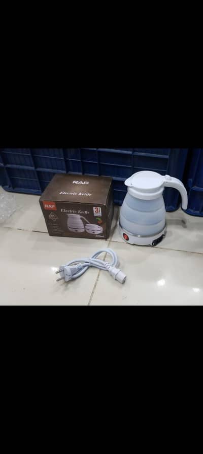 Foldable electric kettle