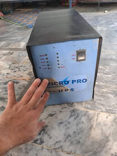 micro pro ups. 700 watt . . . bhot km used huwa ha. . A1 condition. strong
