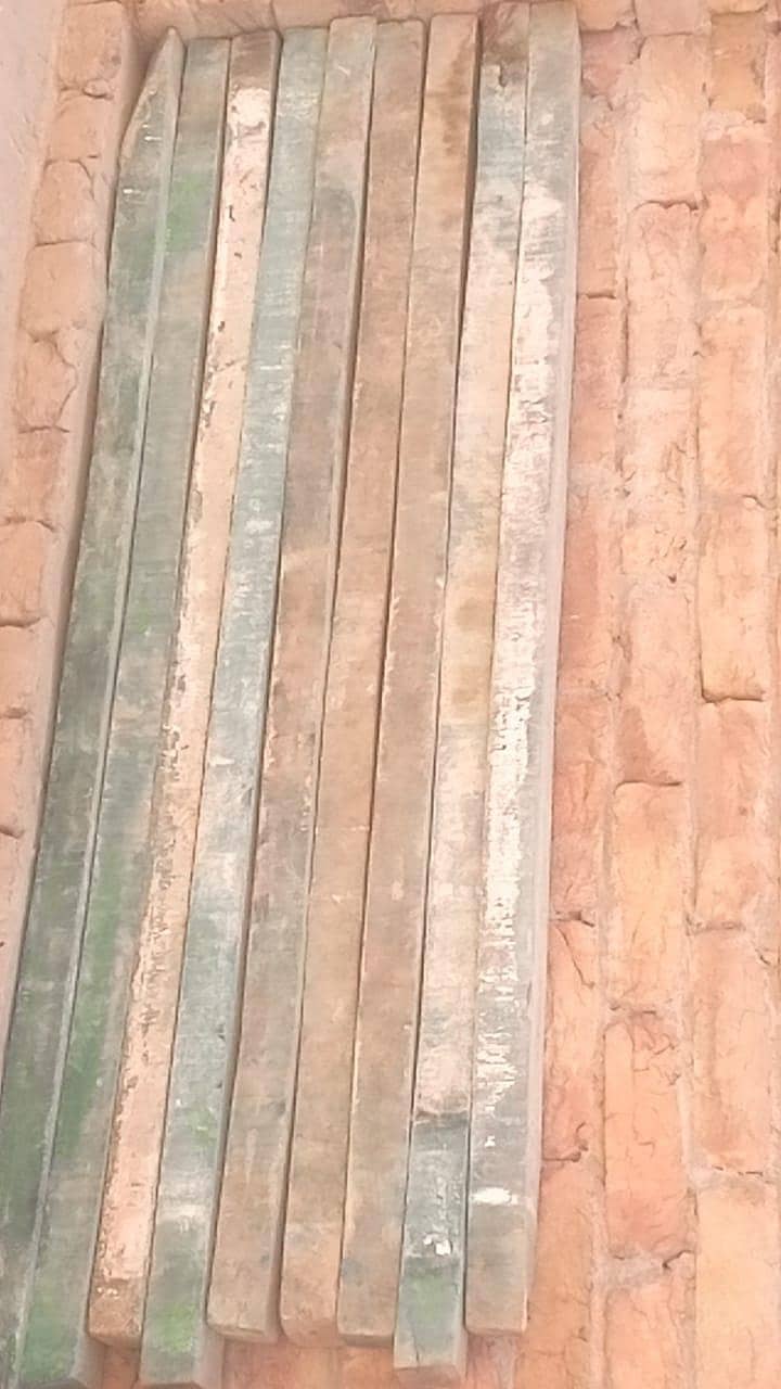 چھت پر ڈالنے والے بالے ،،، لمباںٔی 5 فٹ ،،، 0