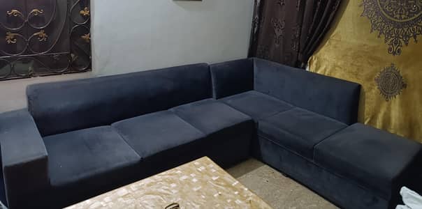 Best Conditin Corner Sofa