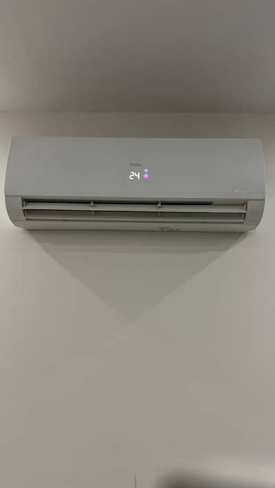 Haier dc inverter 1.5 ton split Heat n cool