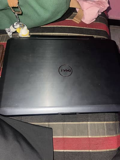 Dell i3 -3110M CPU @2.40GHz graphics 32mb