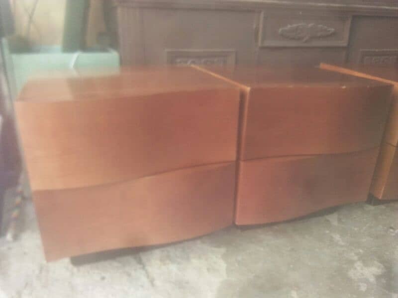 2 side table 0