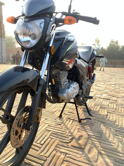 SUZUKI GS 125 ONLY 7000 KM DRIVEN