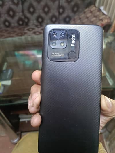 bilkul okay mobile good condition 4GB ram 64.0300. 7979342