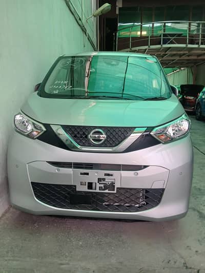 Nissam dayz 2022/2025 4 grade verifable auction sheet