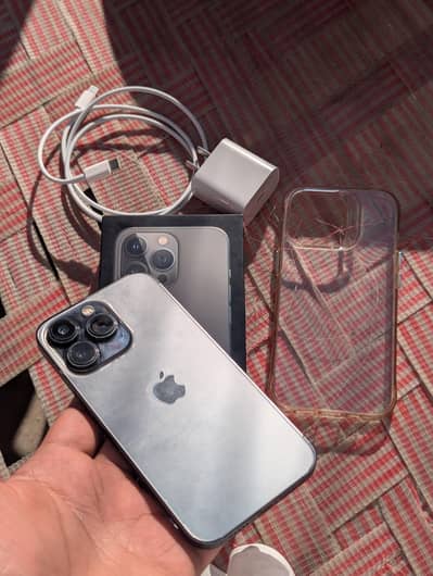 I phone 13pro non pta factory unlocked 128GB Complete box with charger