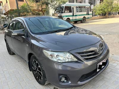 Toyota Corolla GLI 1.6 2013